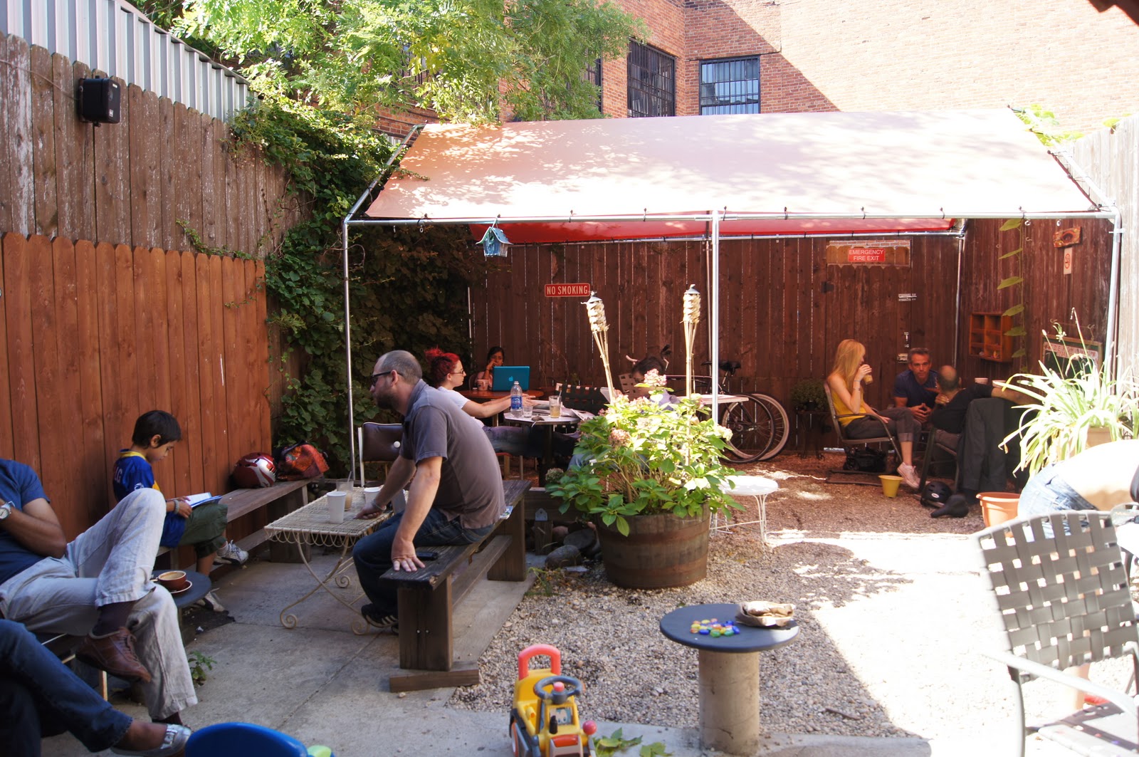 Laptop, coffee, suntan Brooklyn's best outdoor cafes to do work in