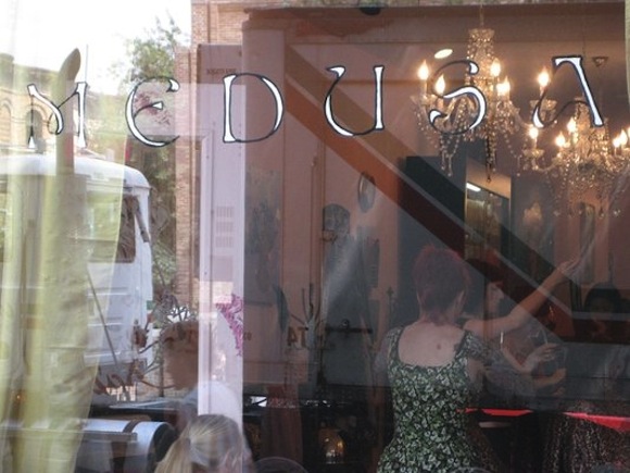 Park Slope summer beauty deal 1get radical at Medusa Salon