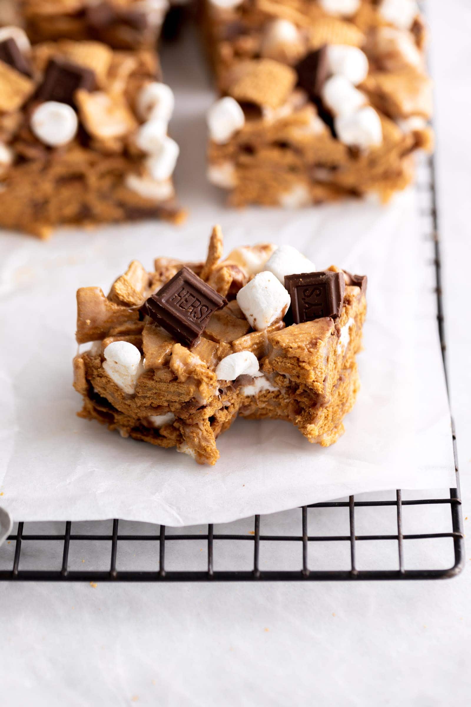 Golden Graham S'mores Bars Broma Bakery