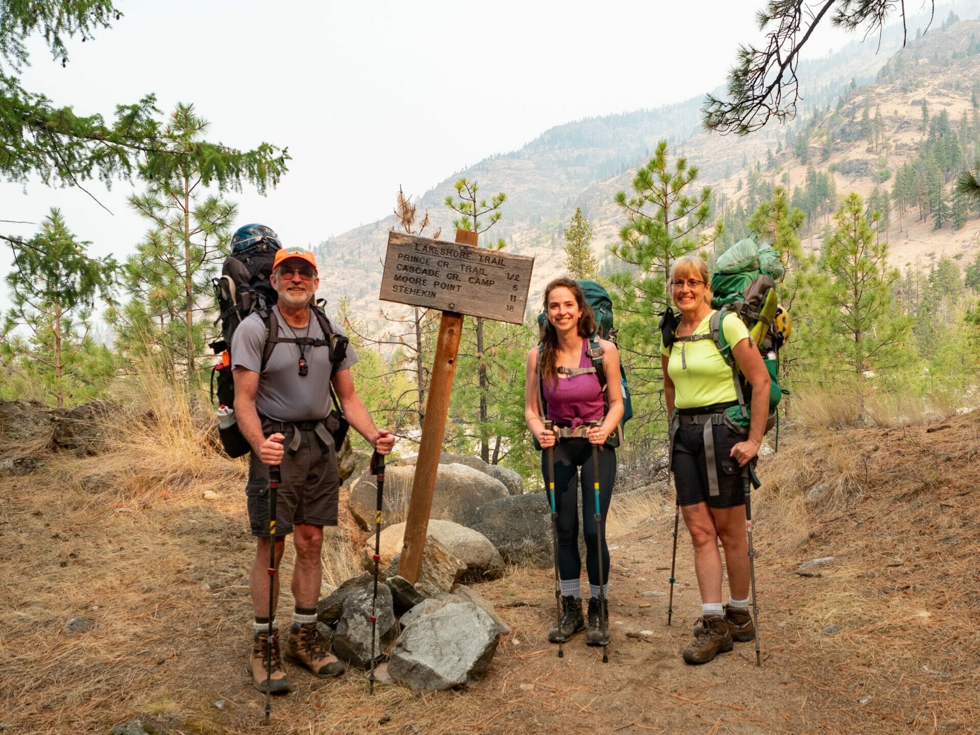 Lake Chelan Summit Trail hike golden larch Stehekin