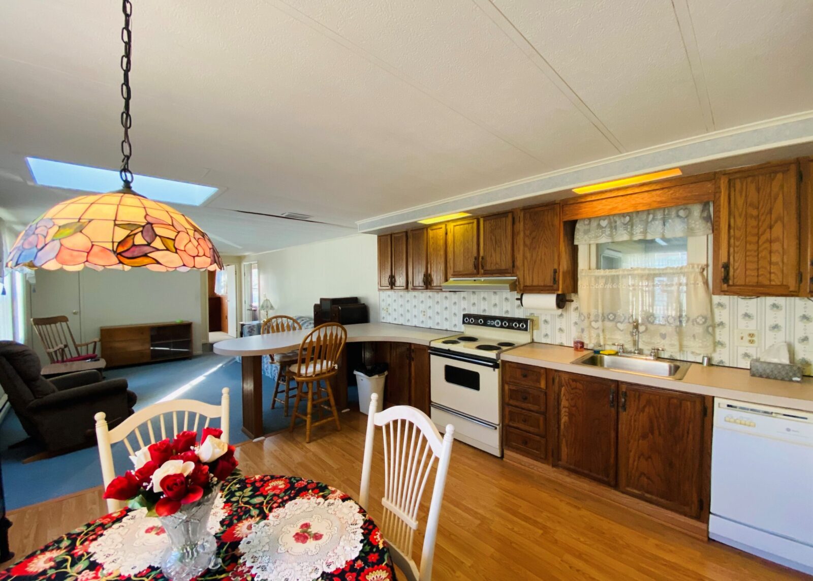 36 Greenwood Boulevard BrookHampton Realty