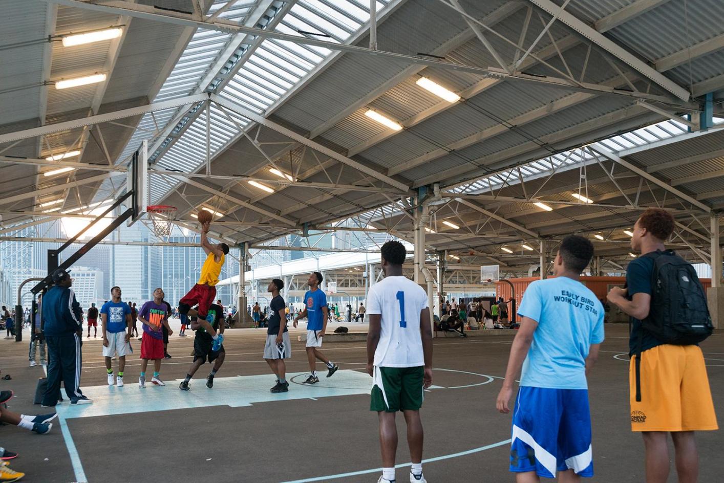 Basketball Brooklyn Bridge Park