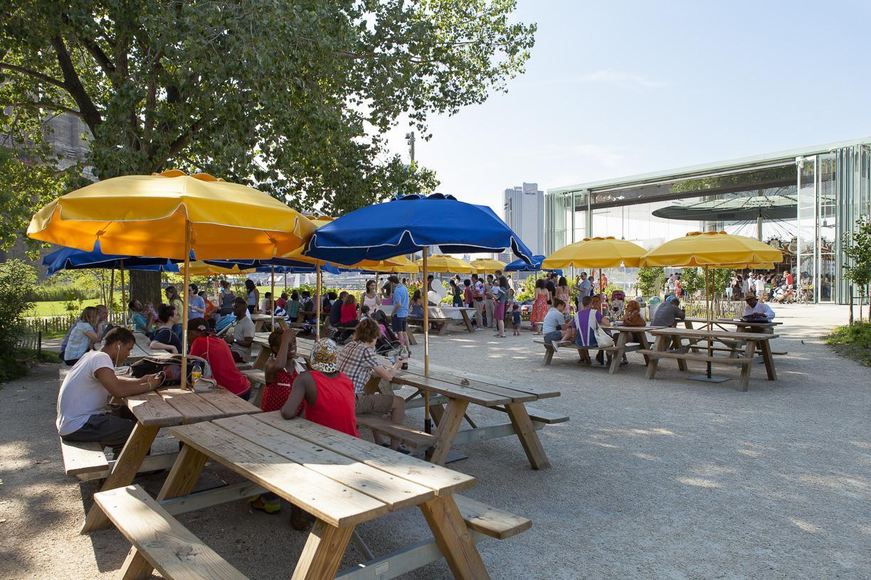 Picnic Areas Brooklyn Bridge Park