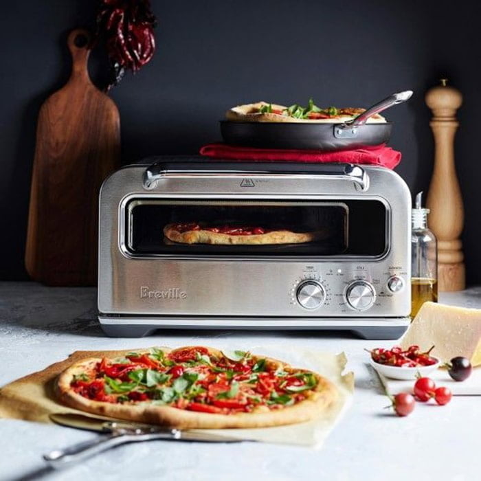 The 9 Best Commercial Pizza Ovens (Restaurants & Food Trucks)