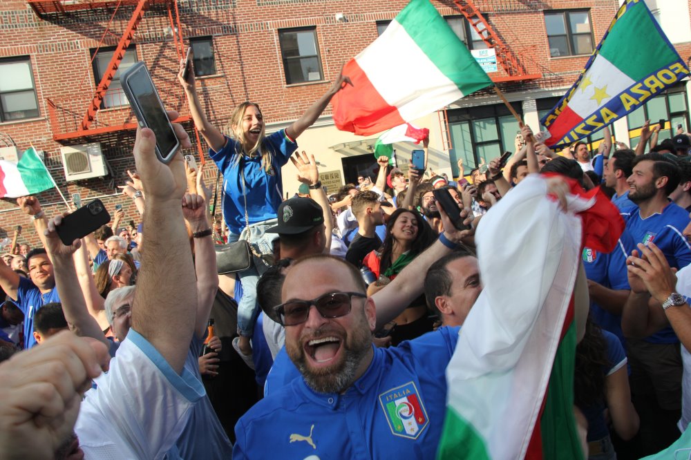 Brooklyn celebrates Italy's Euro 2020 victory