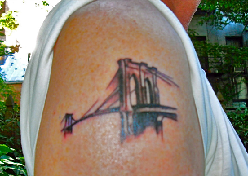 Suerte Inks Nabeguy With Brooklyn Bridge Tattoo | Brooklyn Heights Blog 568_x_800_jpg