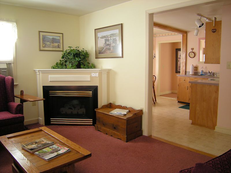 Brookside Cabin Rentals near Shenandoah National Park in Luray, VA