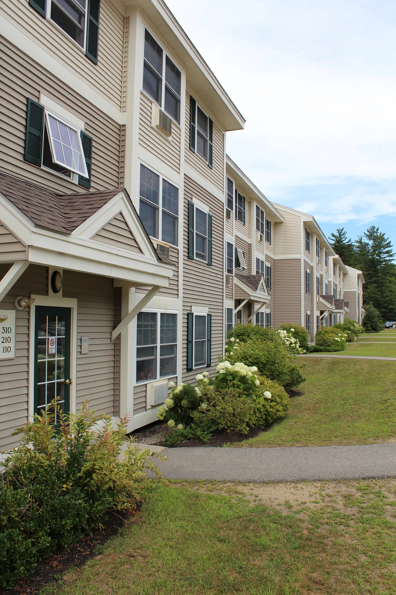 Seacoast Workforce Apartments Brookside Place at Ledgeview