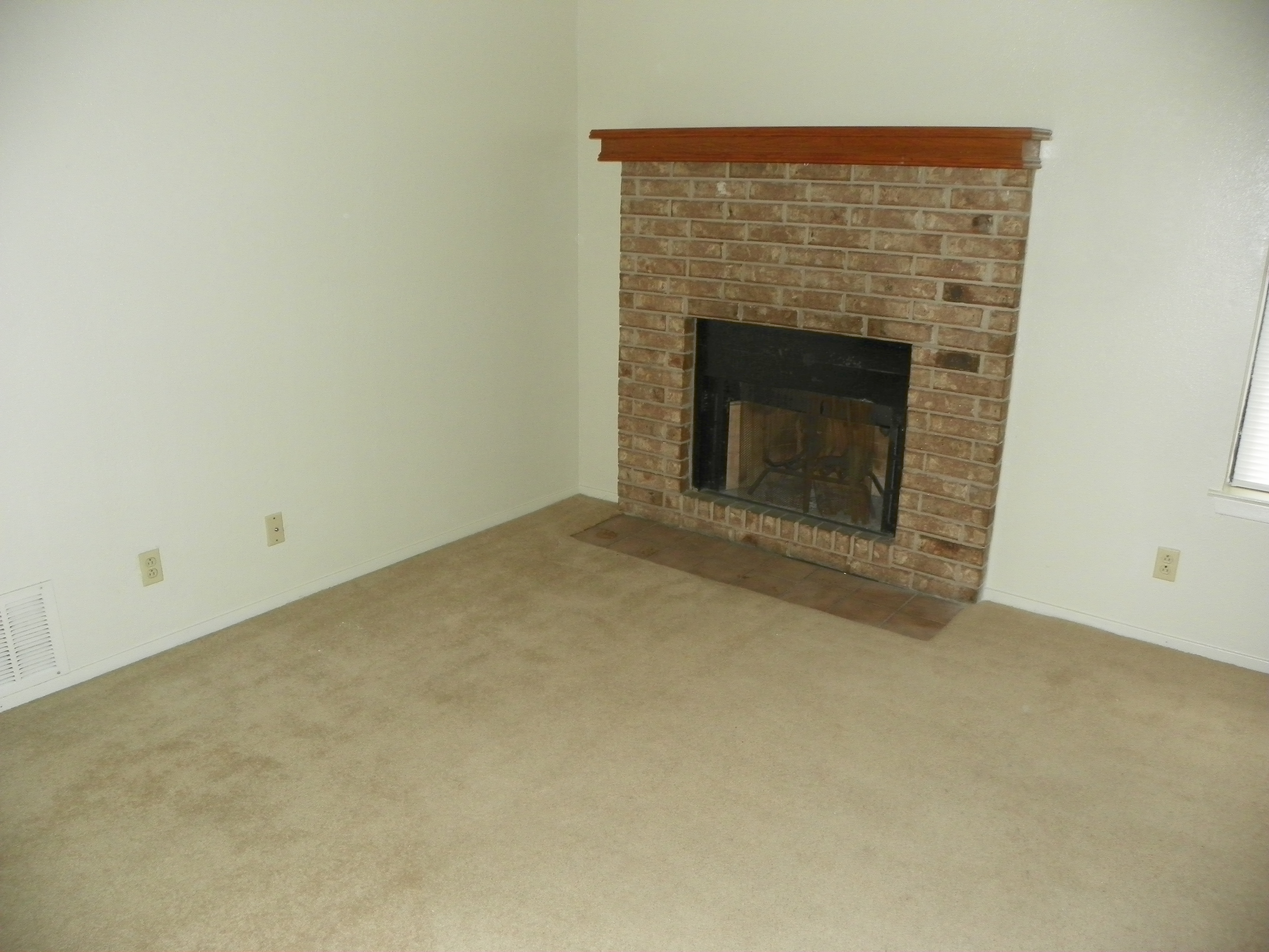 2310Hiddenhill Brooks Rentals