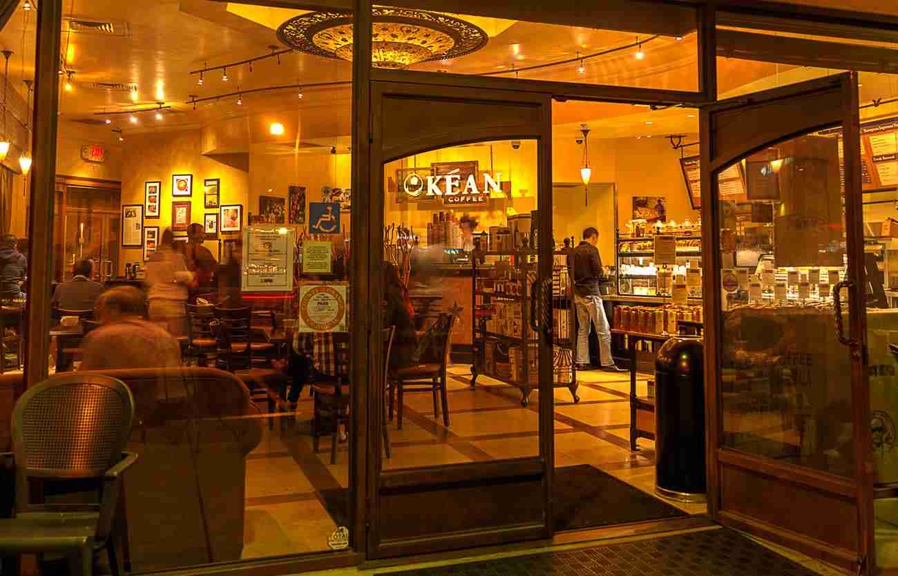 Top 10 Coffee Shops in Newport Beach Brooksy