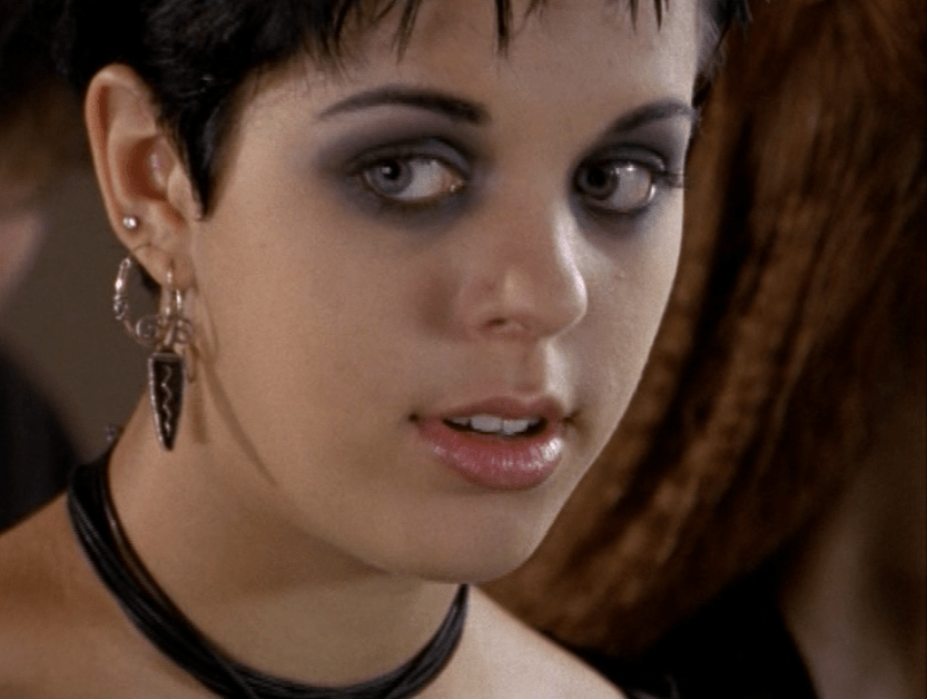 Ashley Kerwin Fashion 2.18 broomheadz