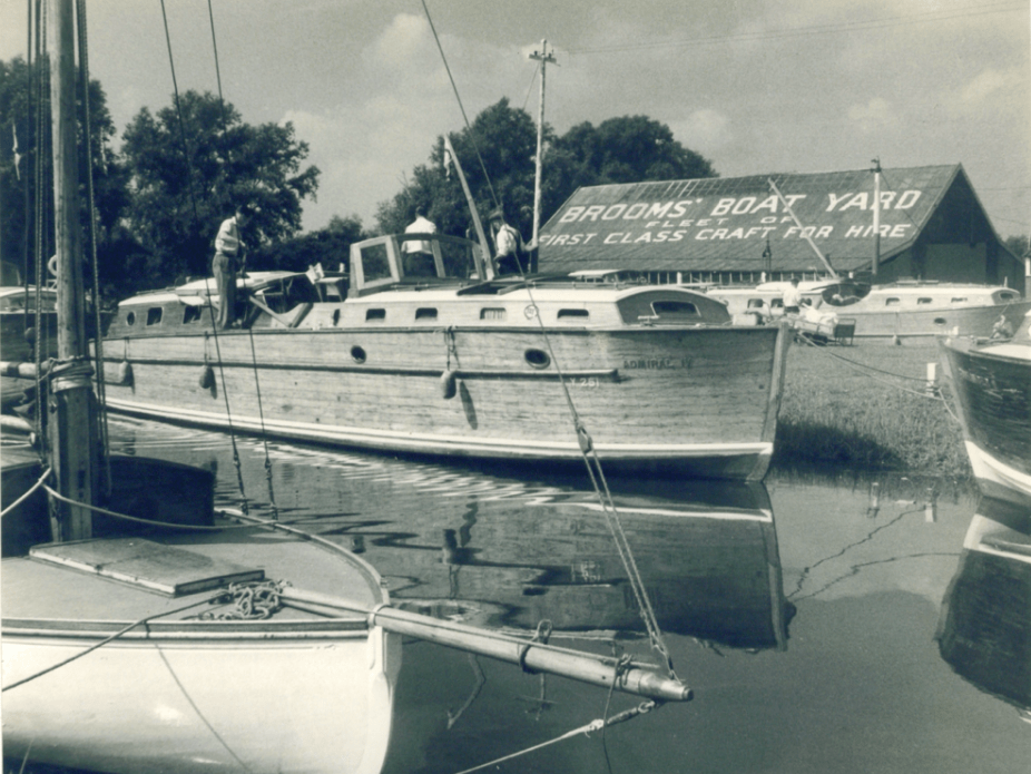 A History of Broom Boats (1945 to 1993) Broom Owners Club