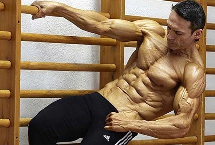 Helmut Strebl the most shredded man alive! Workout and diet revealed