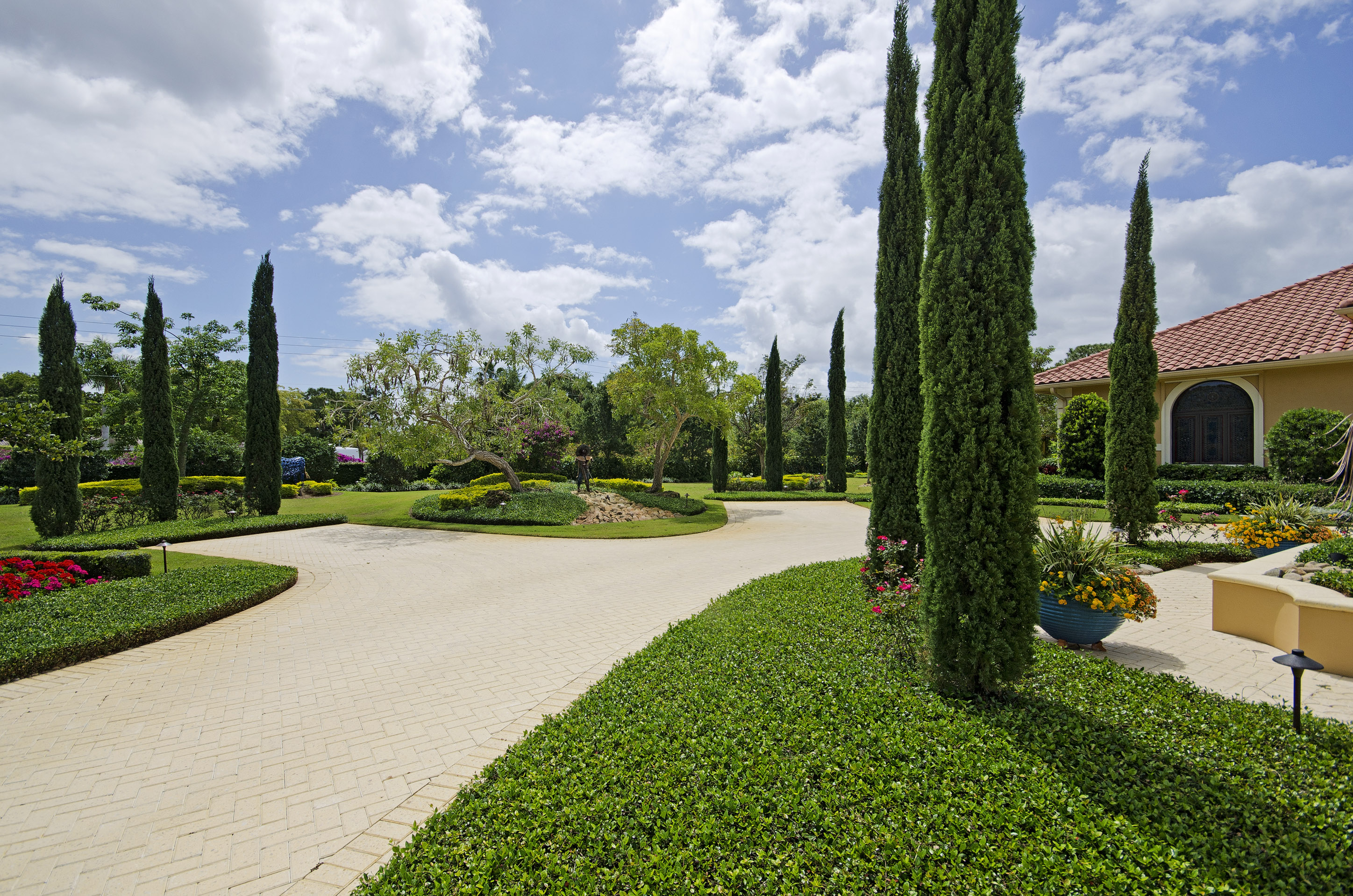 Landscaper Service Naples, FL Brower Landscape