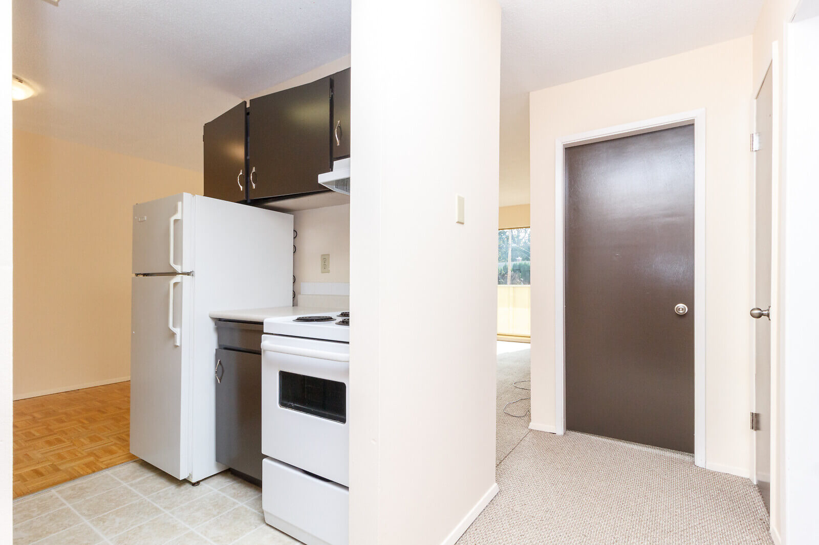 Barrington Manor Brown Bros