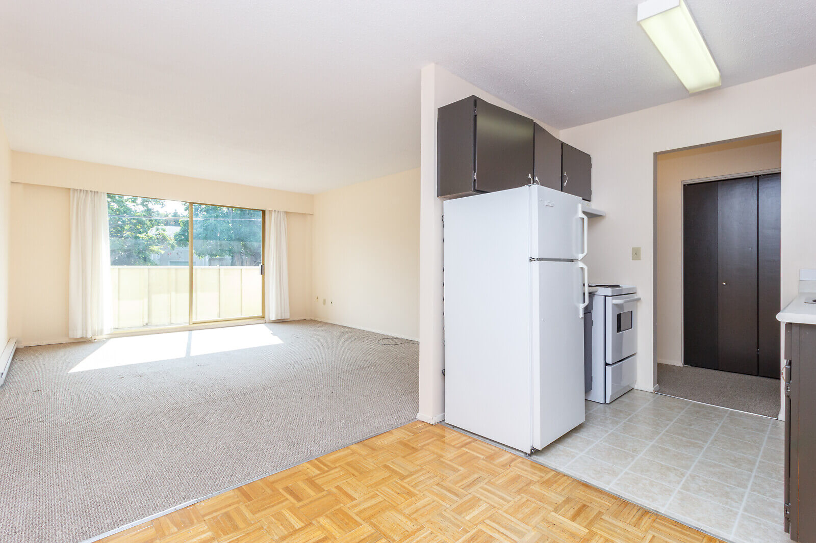 Barrington Manor Brown Bros