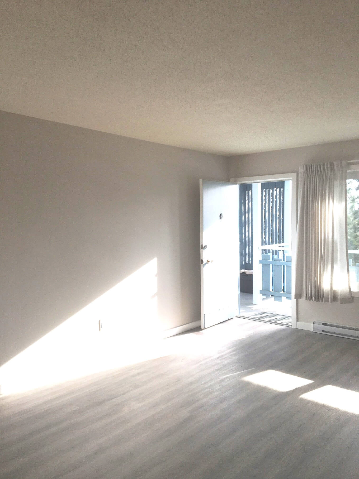 Kindersley Apartments Brown Bros