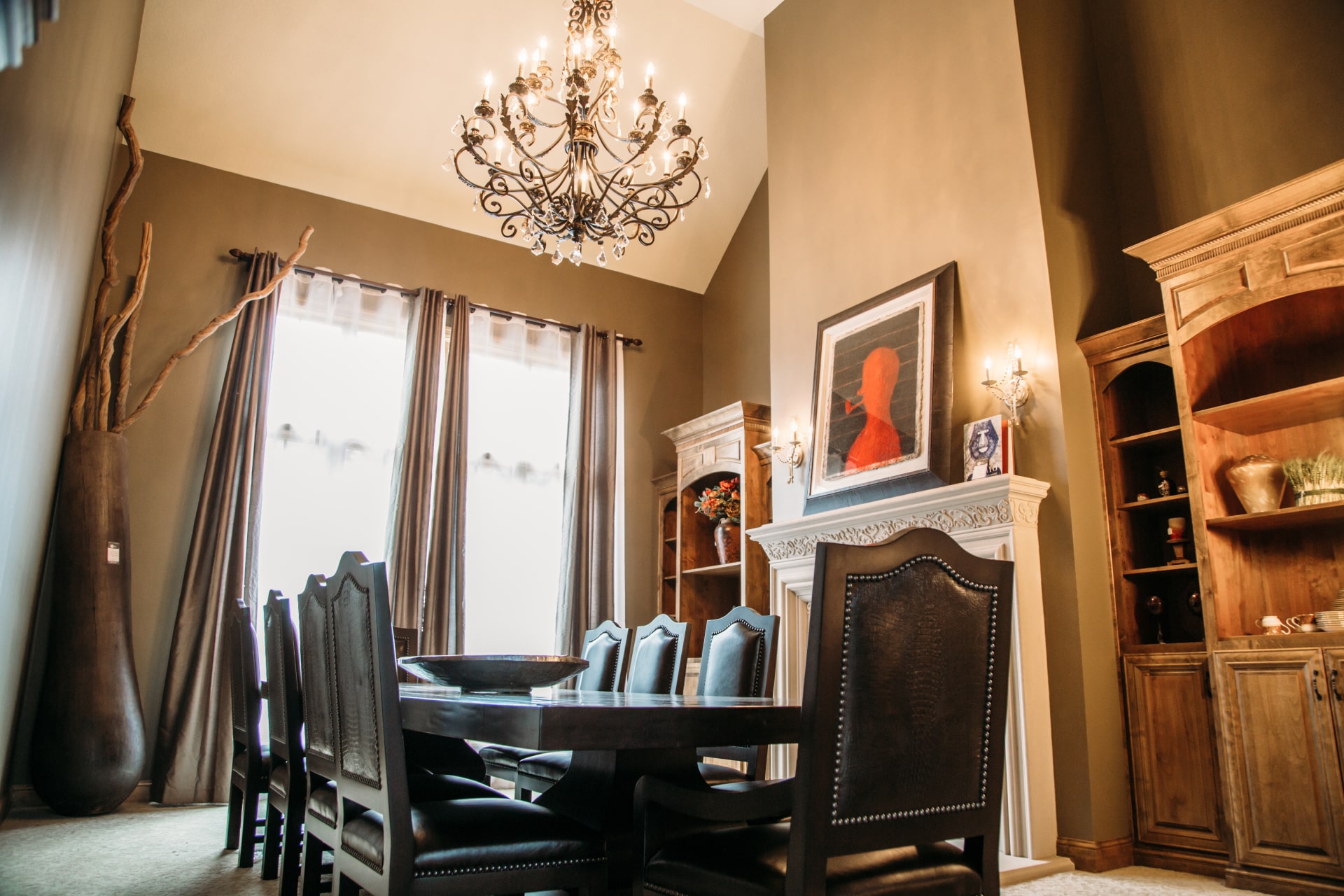 Brown Button Estate Sale Company Estate Liquidation For Kansas City