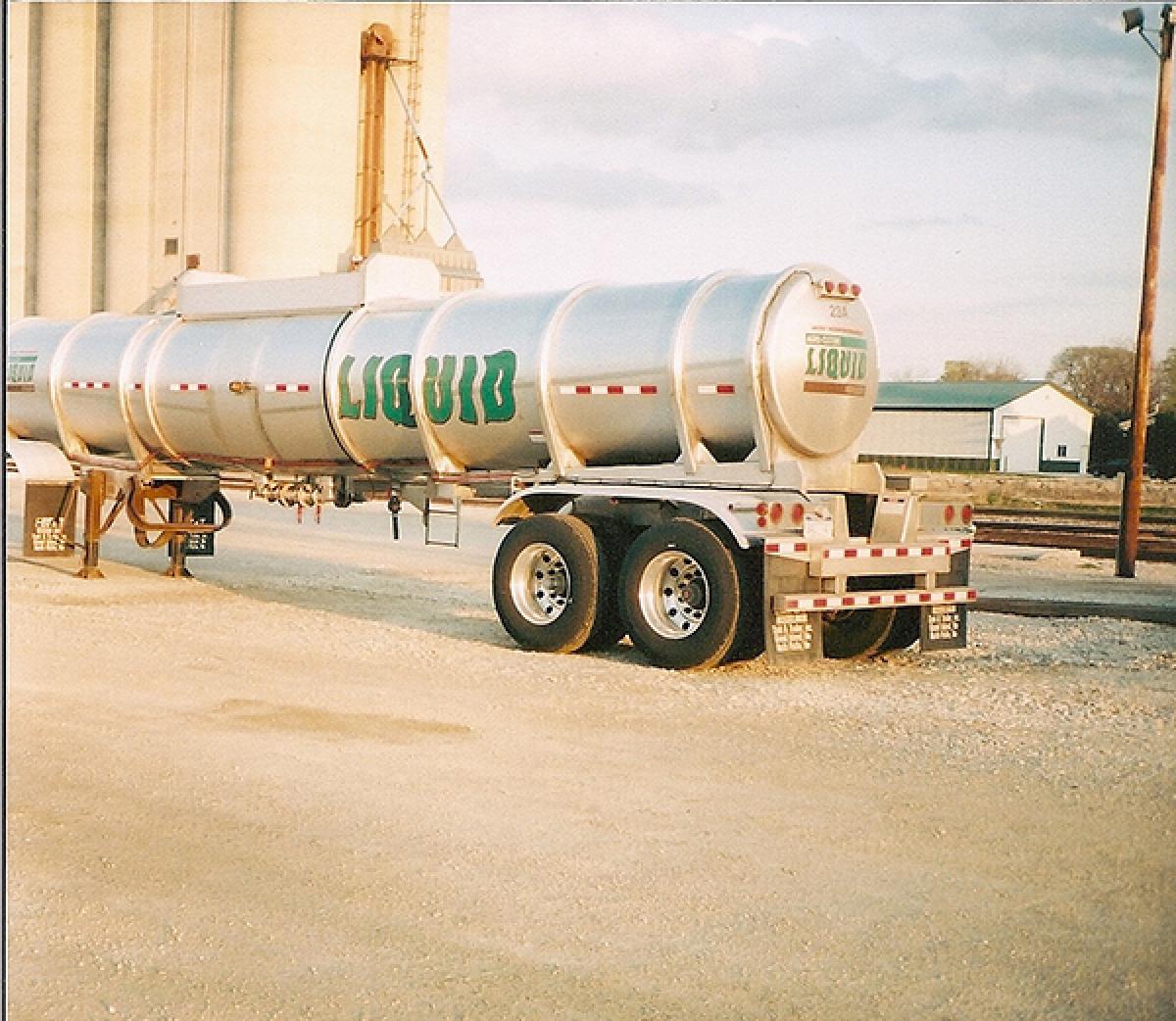 Liquid Fertilizer Equipment & Services Brown Fertilizer