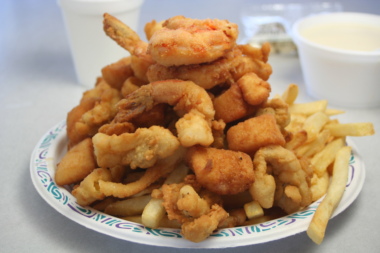 Brown’s Lobster Pound Lobster, Seafood restaurant Seabrook NH