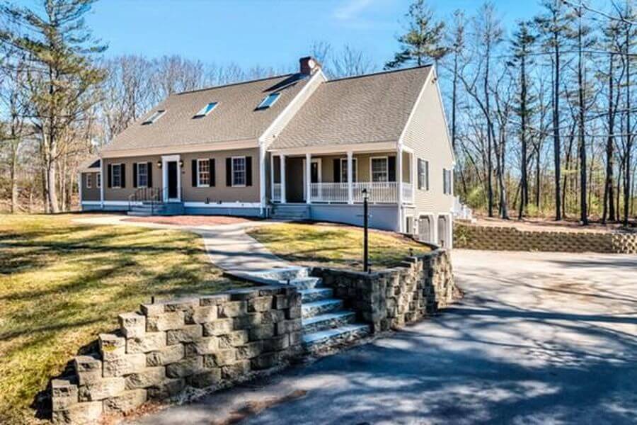 138 Mendon St, Blackstone MA Brownstone Realty Group