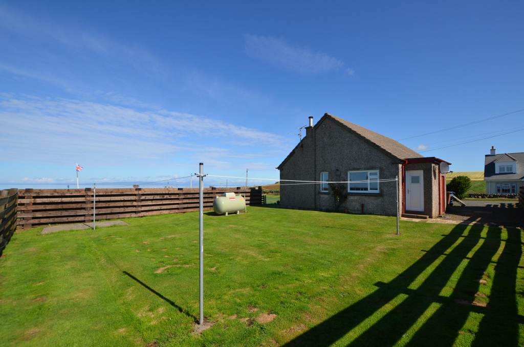 Dowhill Bungalow Dowhill Farm, Girvan, KA26 9JW Bruach Property
