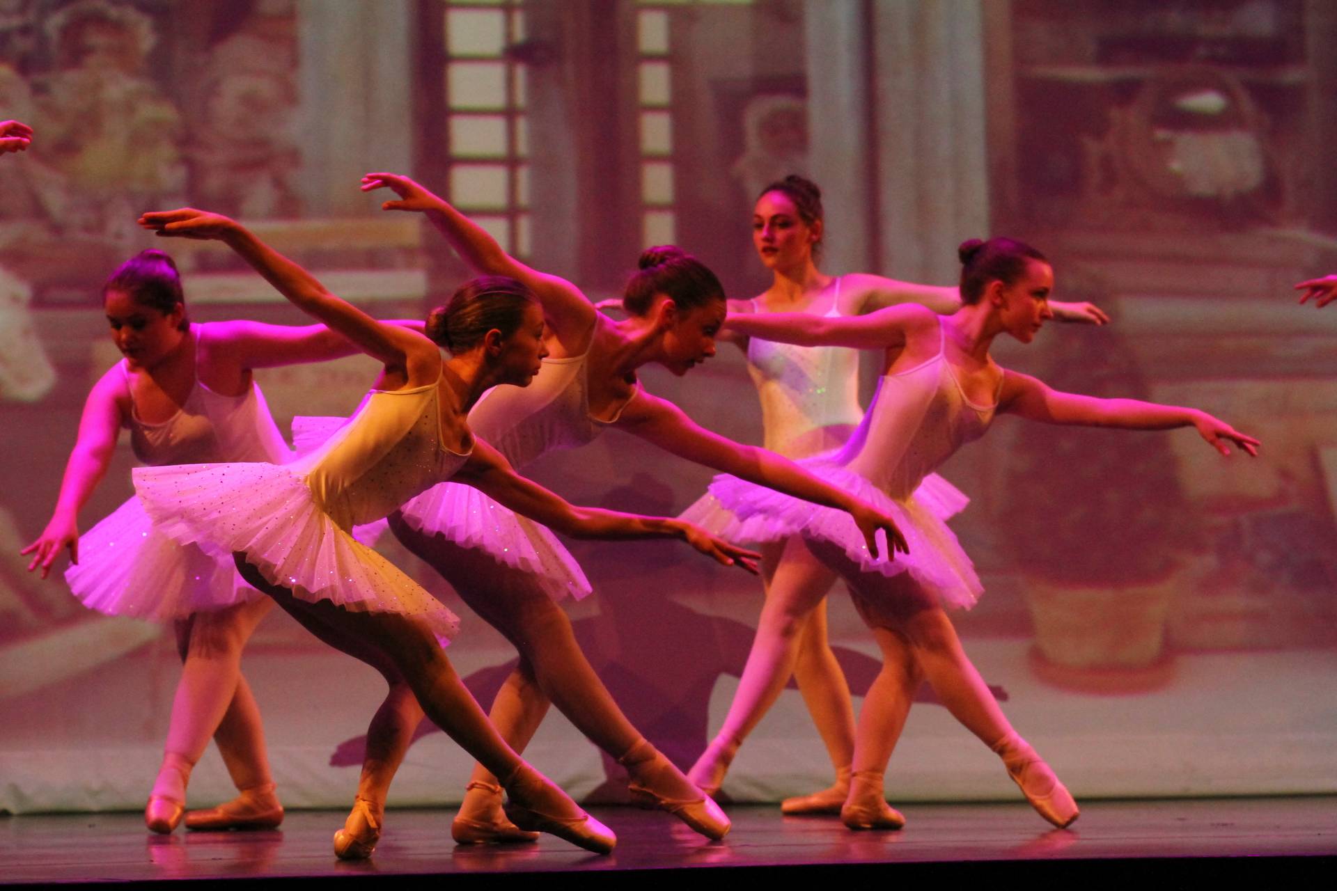 Conservatoire Communautaire de Danse BruayLaBuissière Ville de