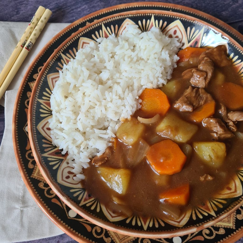Karê Raisu o Curry Japonês Bru Calderon