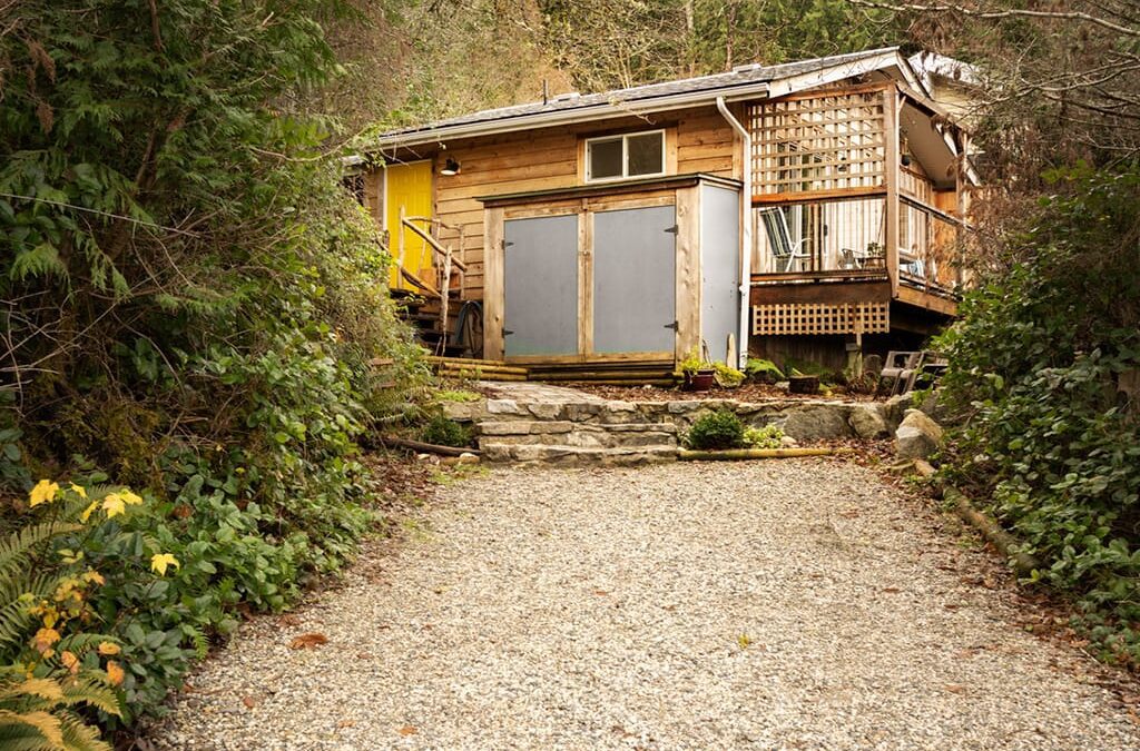 Bixby Land Clearing Turning Shrubs Into Small Pieces