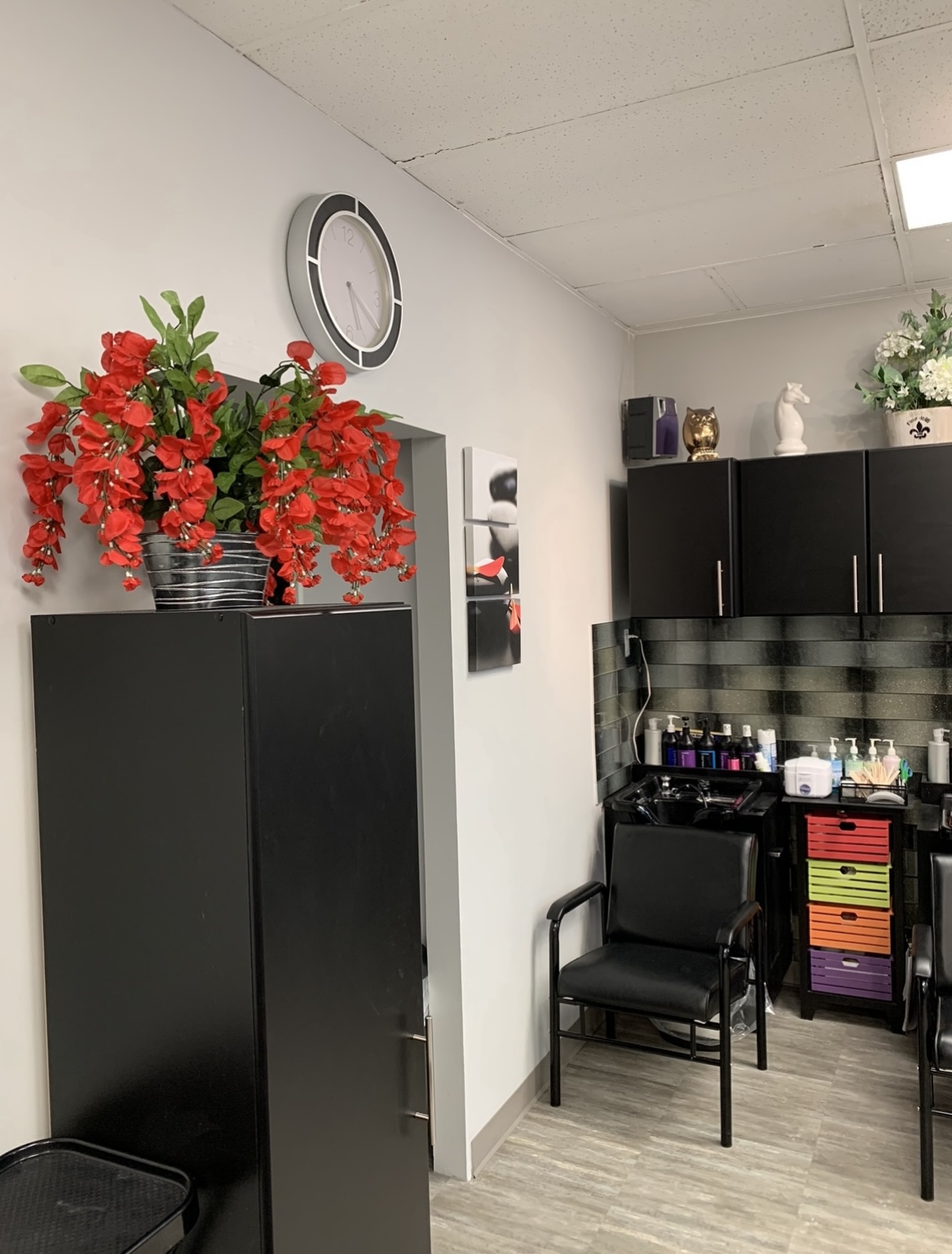 Services Kingston Hair Salon, Brushez Hair Studio