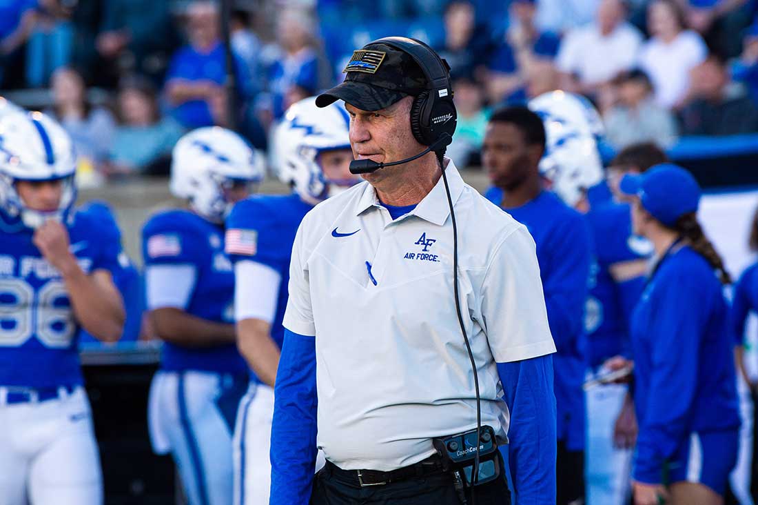 Troy Calhoun Bear Bryant Awards