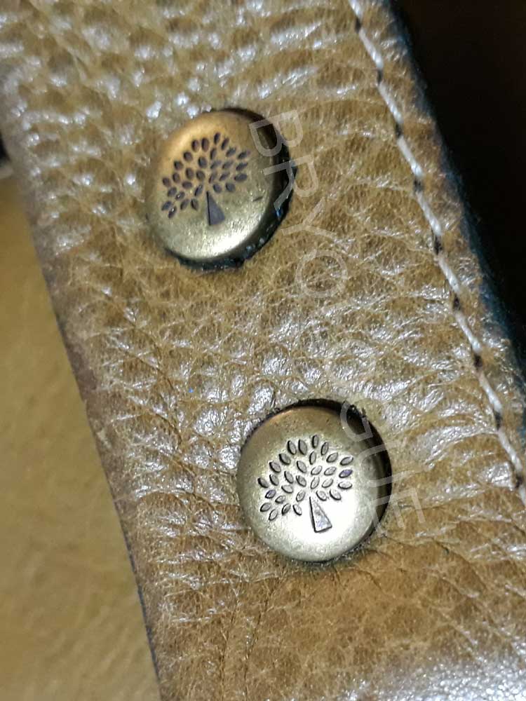 Comparing a fake and an authentic Mulberry bag BRYOLOGUE