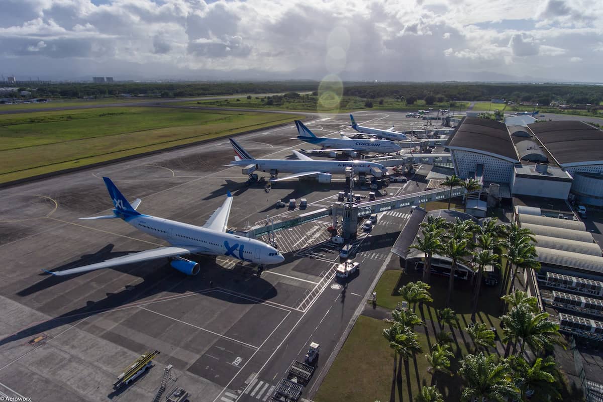 AEROPORT DE GUADELOUPE BS RENT 971