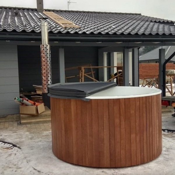 Wooden Hot Tubs in Canada Barrel Saunas WoodBurning Heaters