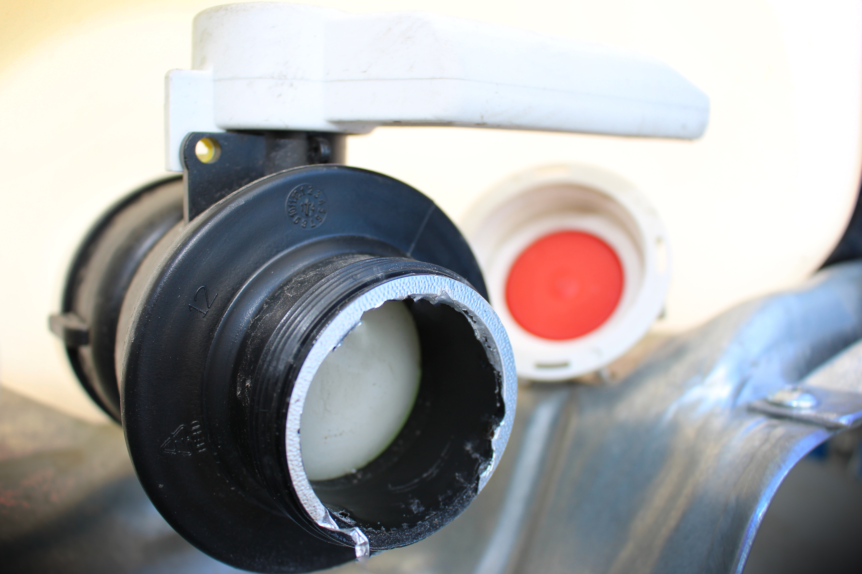 330 Gallon Tote Bin Intermediate Bulk Container (IBC) Reconditioned B. Stephen Cooperage