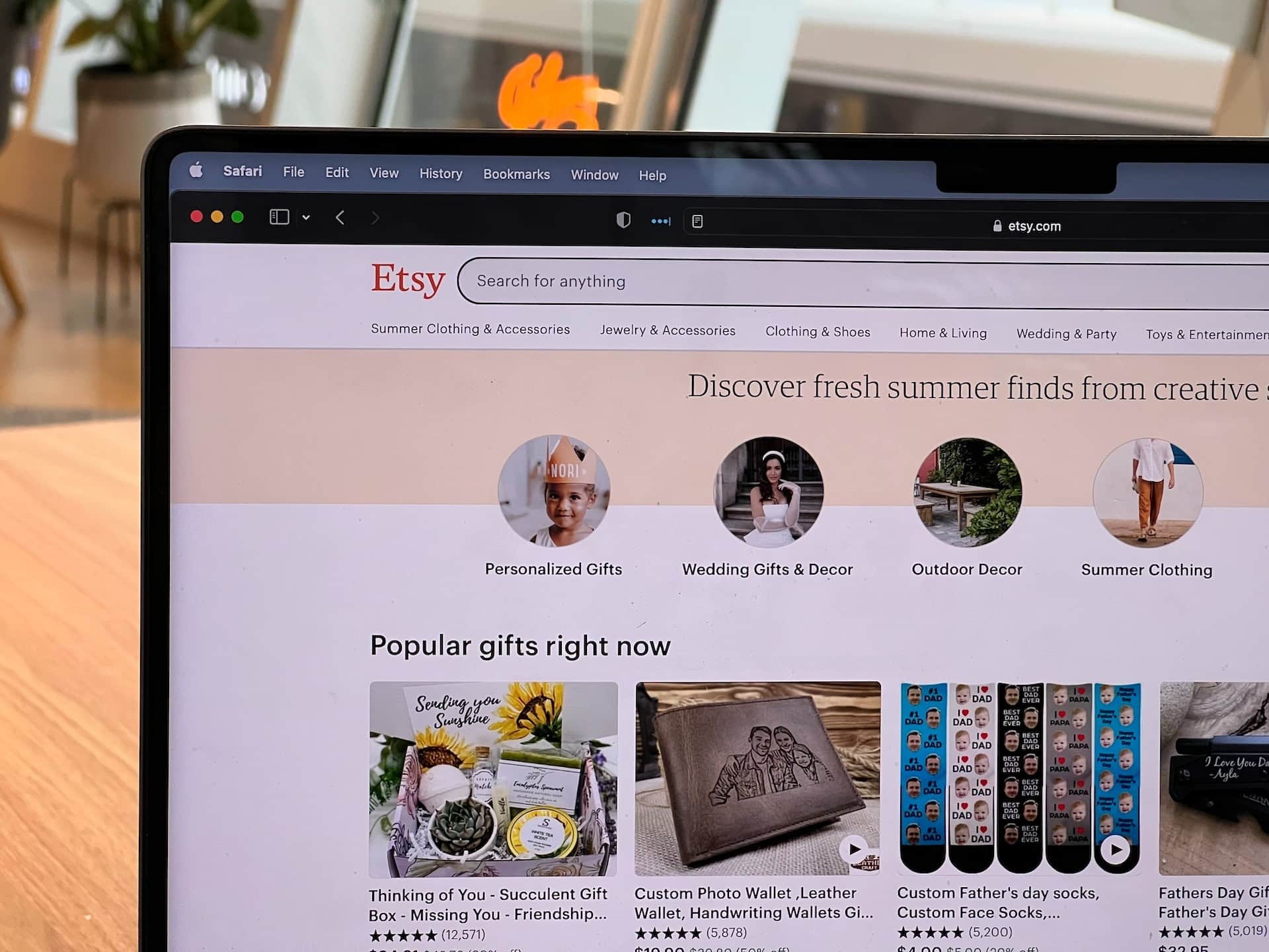 Etsy Business Model How Does Etsy Make Money? Business Strategy Hub