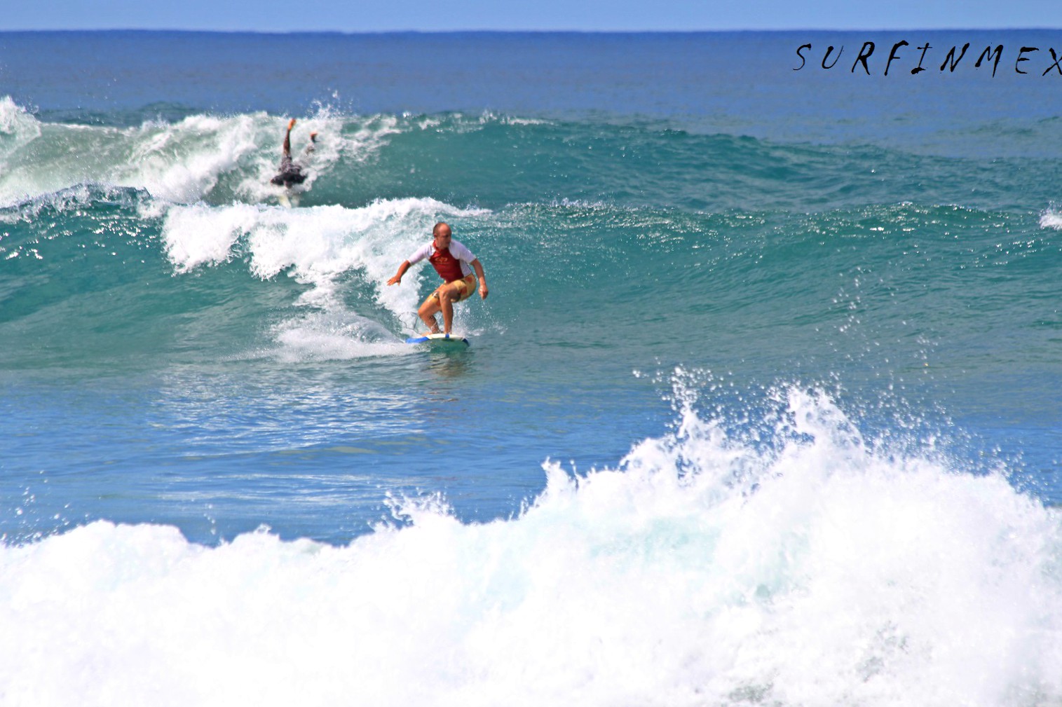 SURF LESSONS Puerto Escondido Surf School & Surf villa/ Surf lessons
