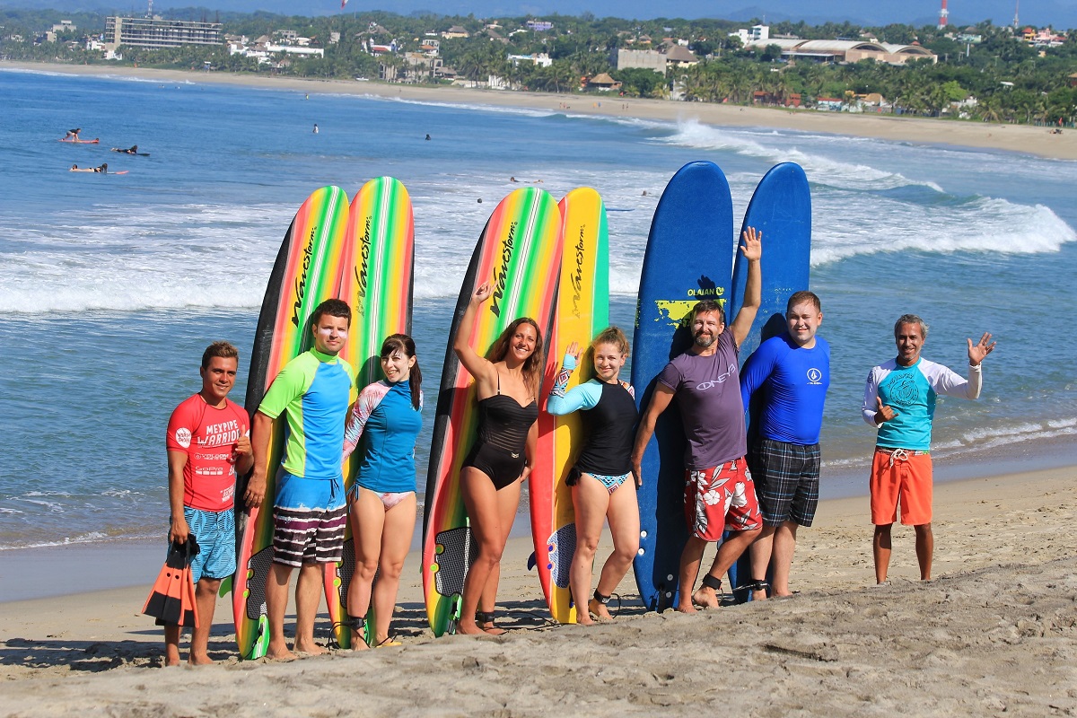 Puerto Escondido Surf School & Surf villa/ Surf lessons B SURFER SURF