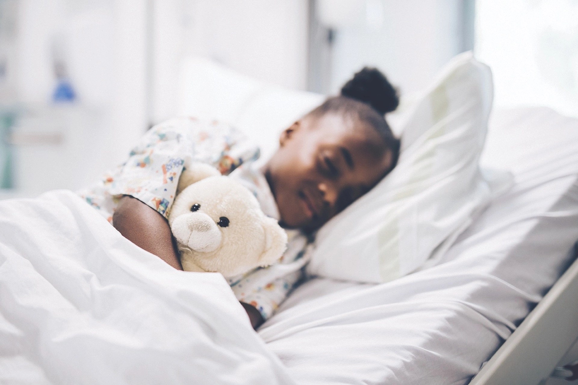 10 ways to help the hospital feel more like home