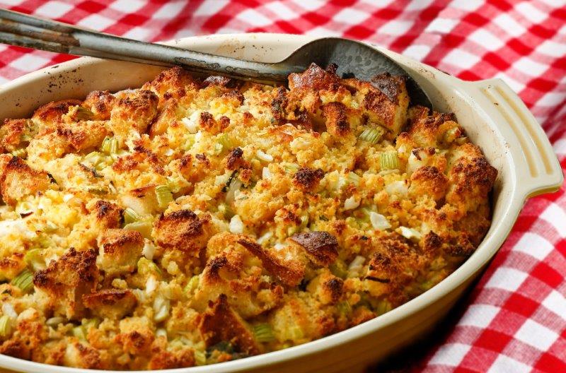 Thanksgiving Recipes Crock Pot Cornbread Dressing!