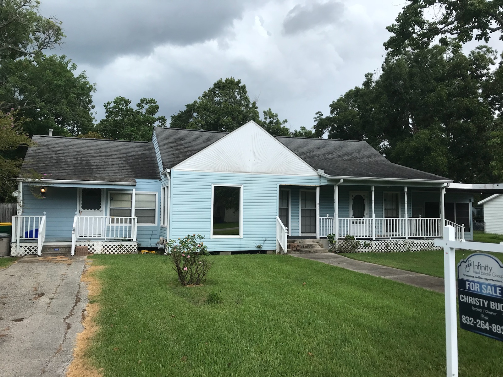 211 homes for sale on South Street in Baytown Tim Christy Buck