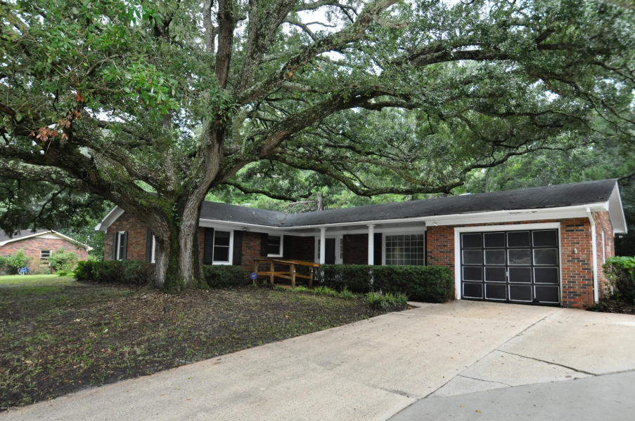 Millbrook New Listing! Wilmington Real Estate RE/MAX Essential