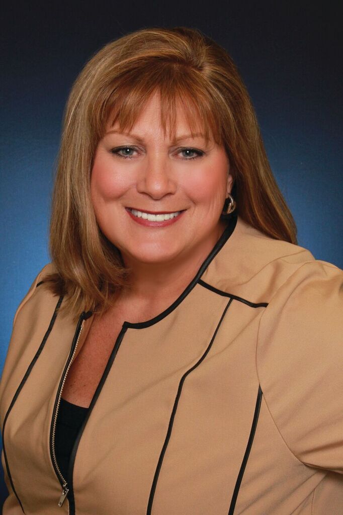 Betsy’s Agent Bio Lexington, KY Real Estate Nick Ratliff Realty Team