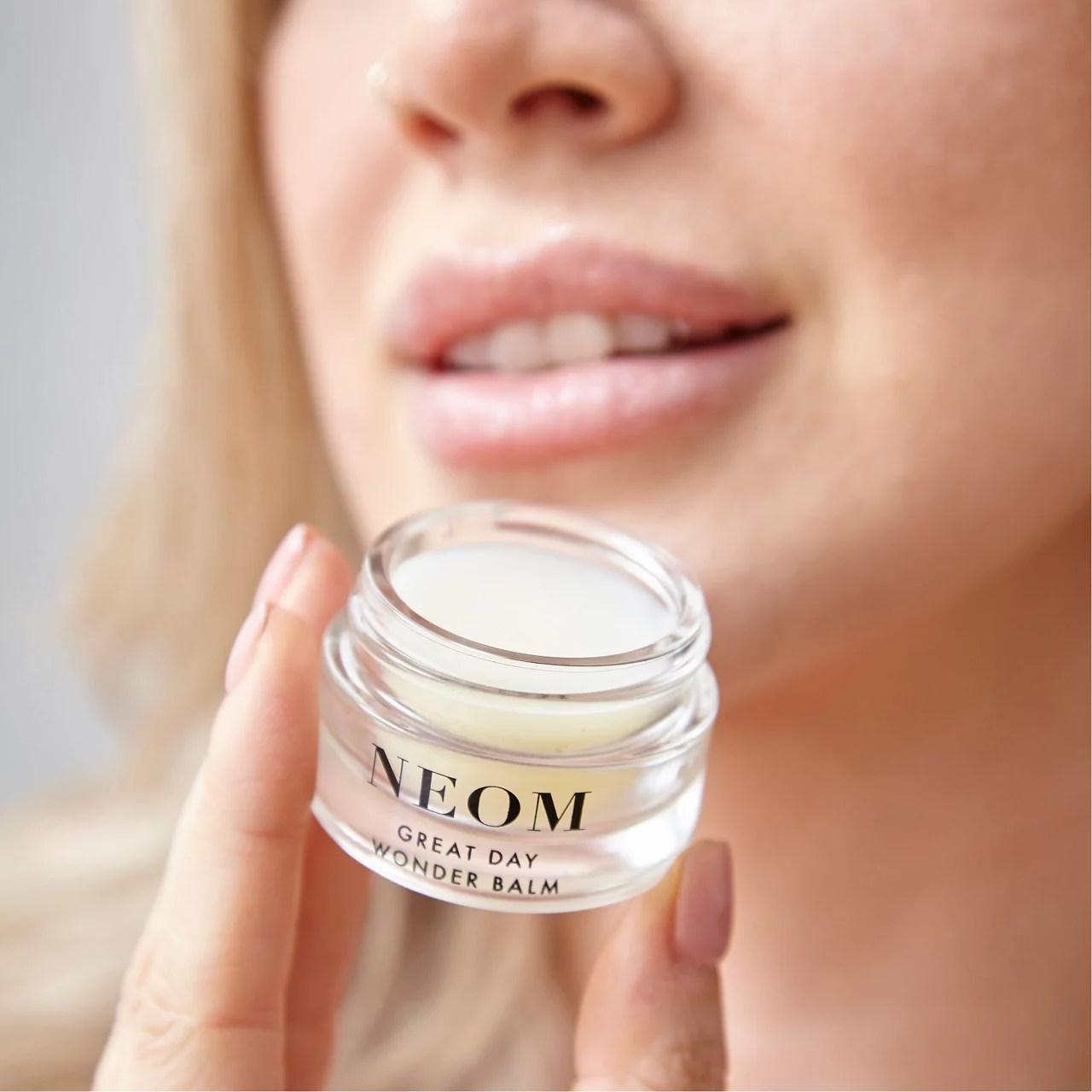 NEOM ORGANICS Great Day Wonder Balm 12g