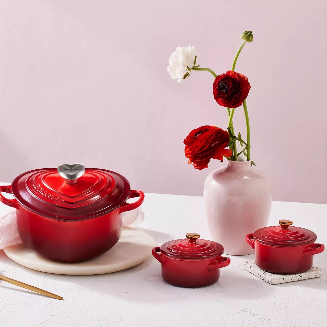 LE CREUSET Le Creuset Stoneware Mini Cocotte With Gold Heart Knob