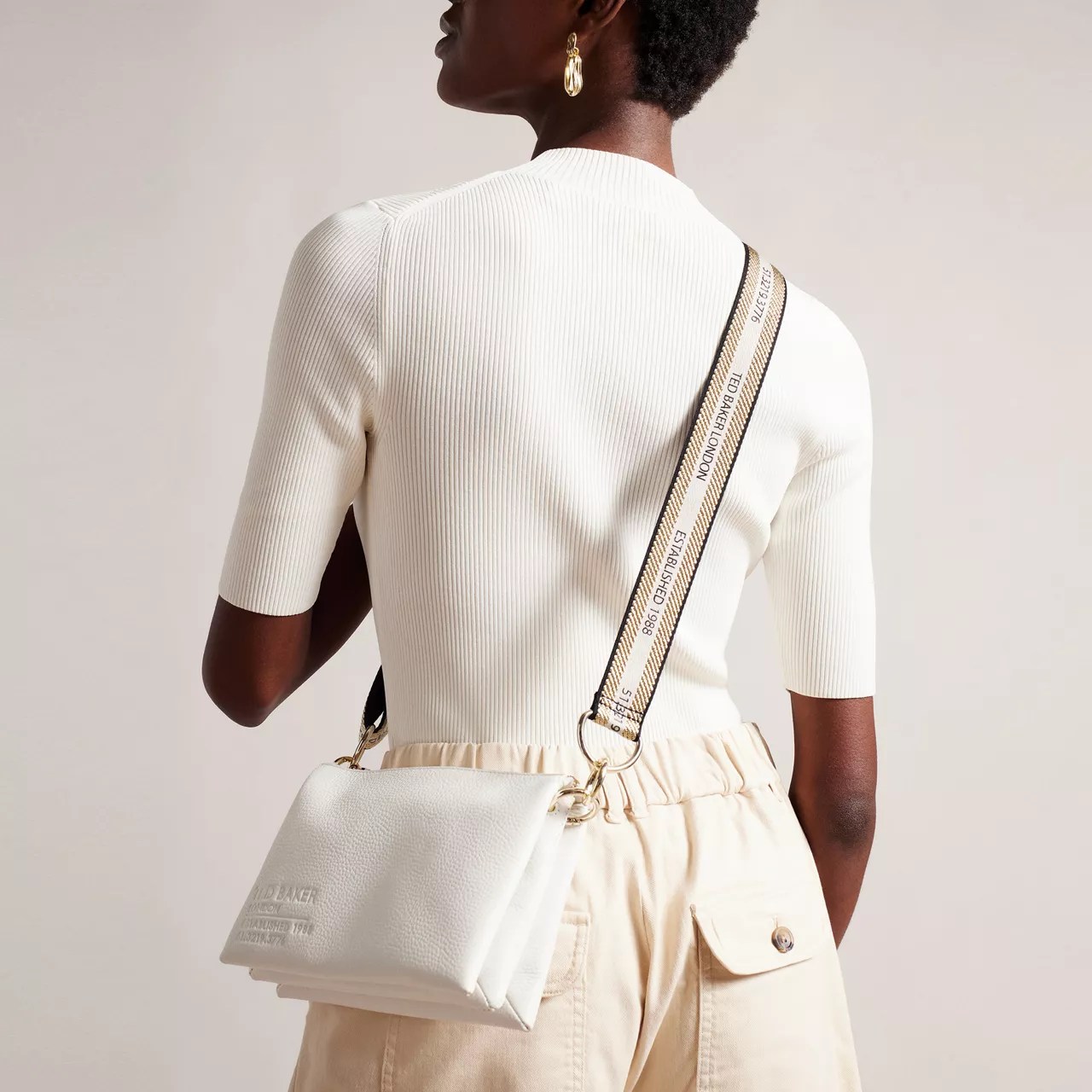 Darceyy Branded bing Crossbody Bag