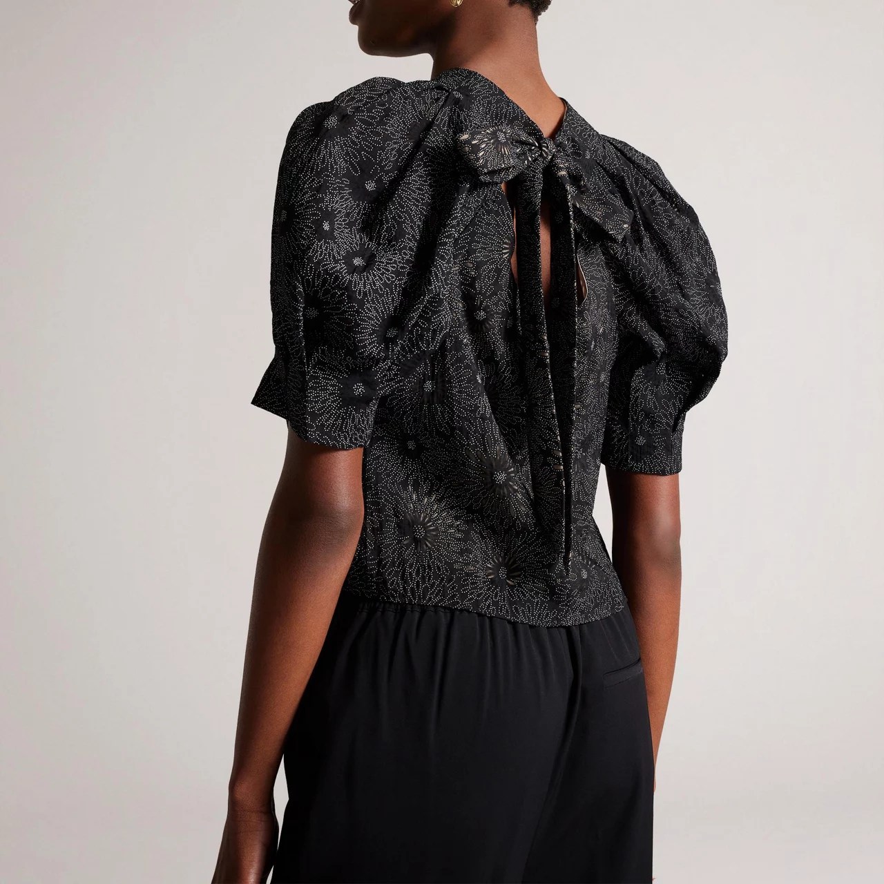 TED BAKER Ingriid Boxy Floral Puffed Sleeves Top
