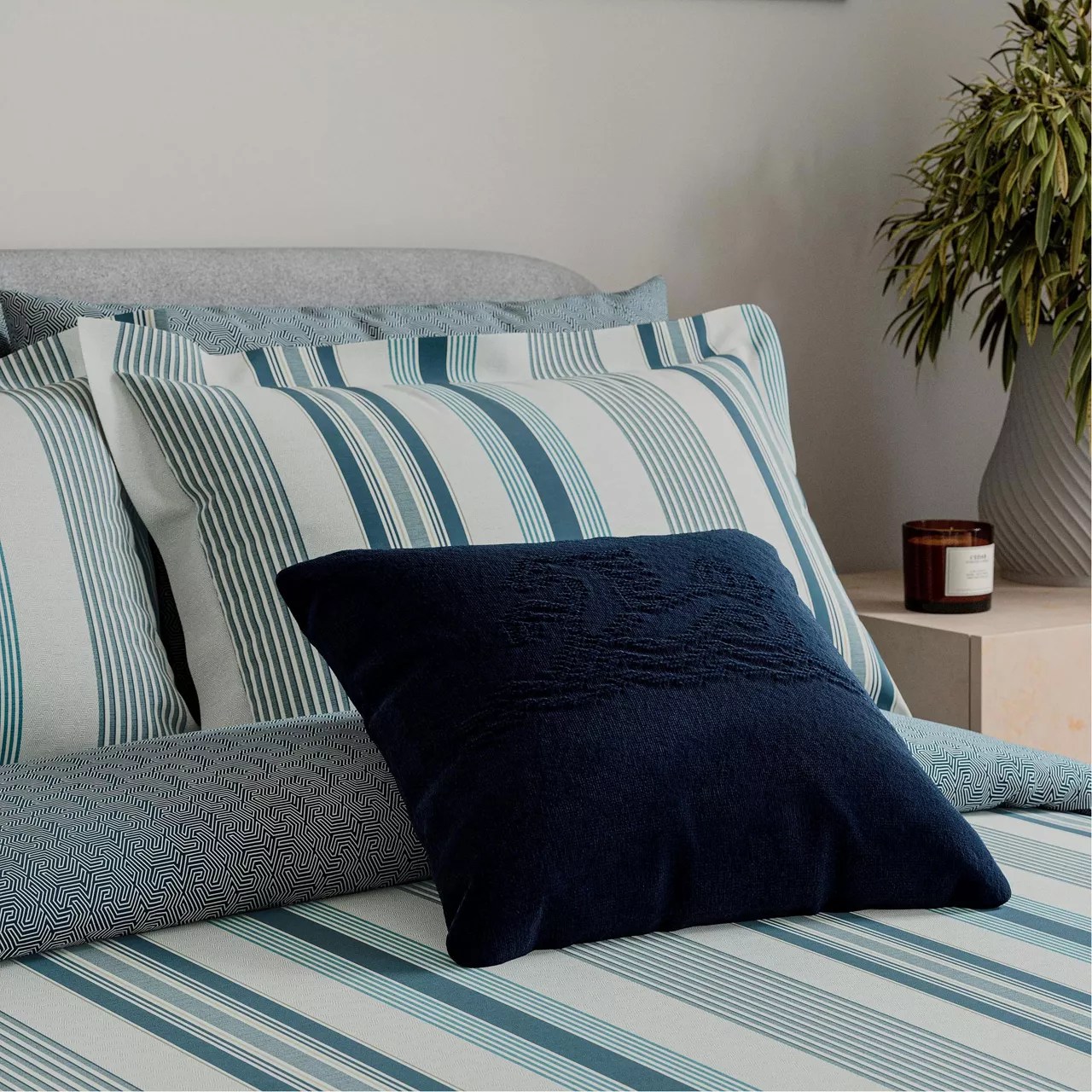 Oren Standard Pillowcase Pair Teal