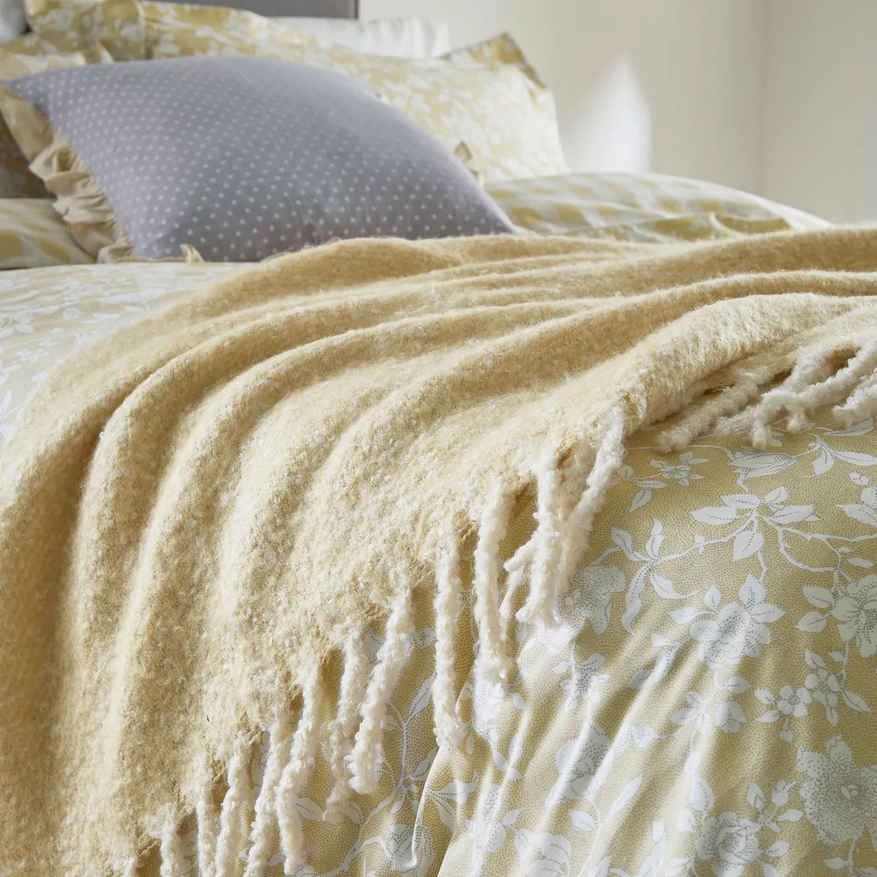 Tenby Woven Throw Yellow