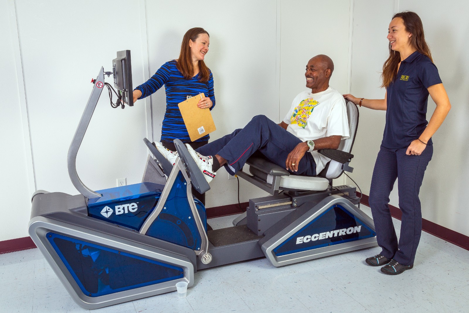 bteeccentroneccentrictrainingincreasesstrengthfunctionforknee